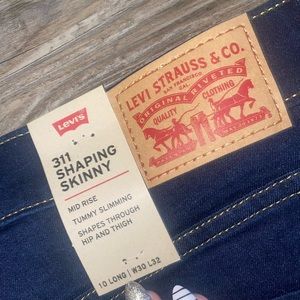 Levi’s skinny jean size 10L